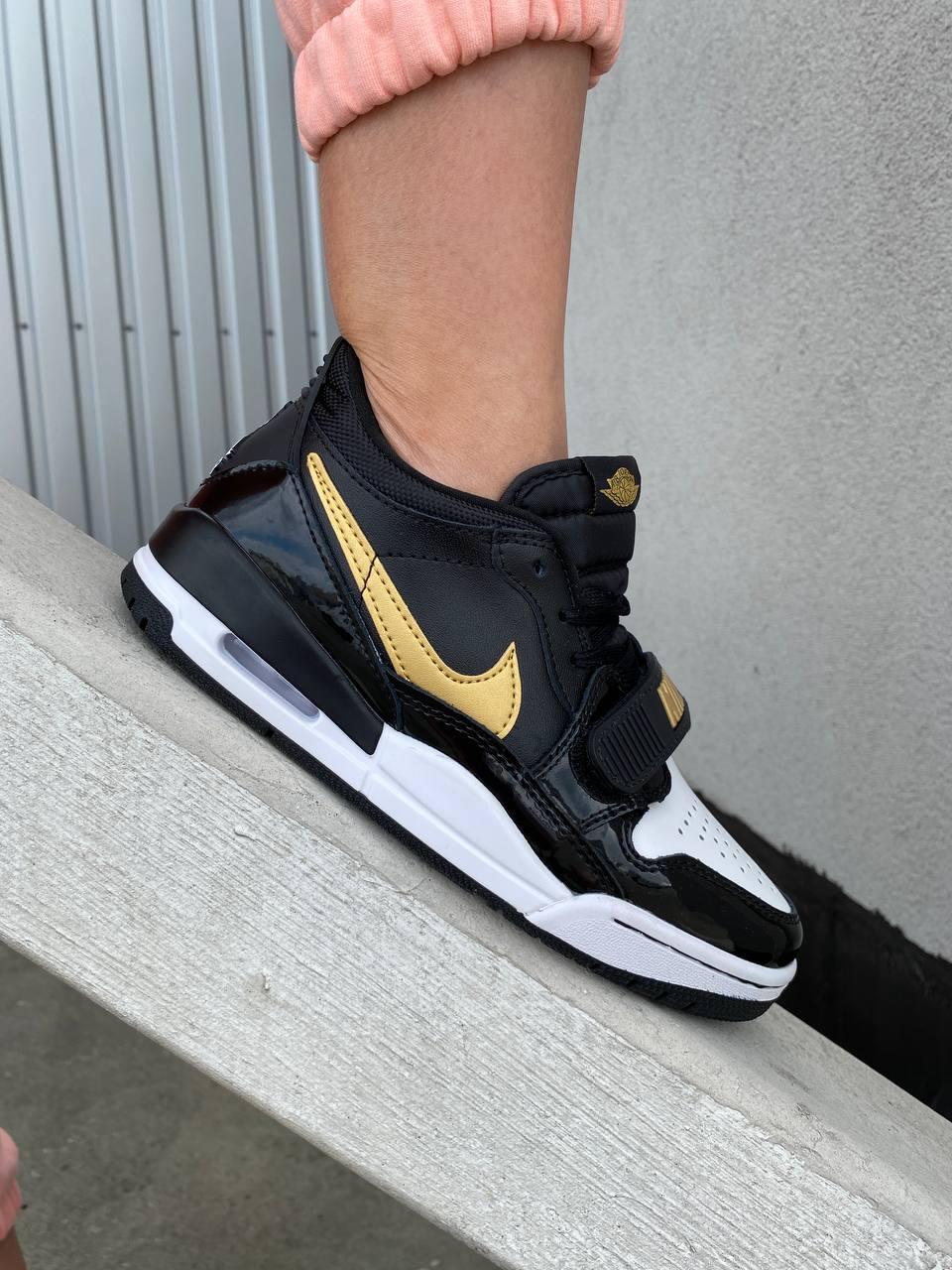 Jordan shop legacy gold