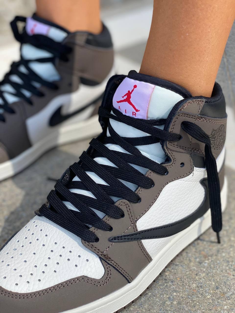 Travis scott store jordan 2