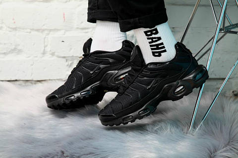 Nike air black price 2025