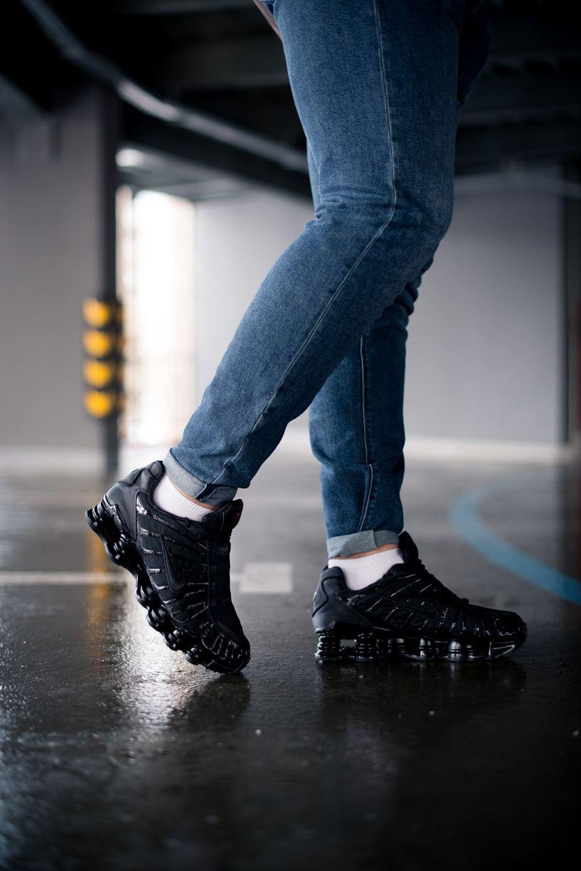 Nike shox tl outfit hot sale