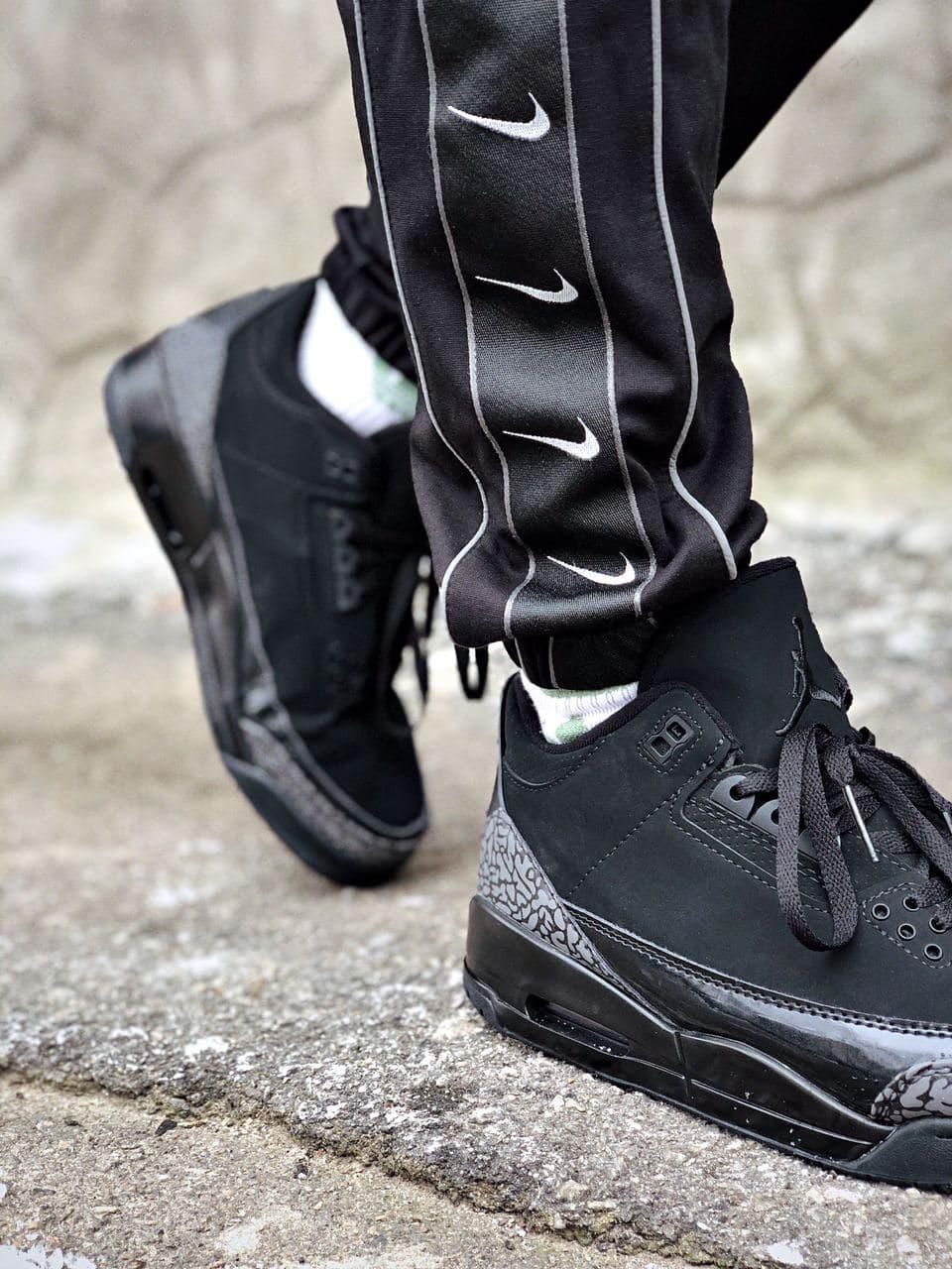 Air jordan retro all black sales