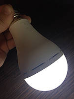 Акумуляторна аварійна лампочка LM-EBL 12W