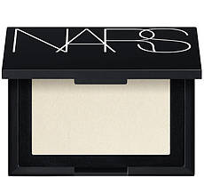 Пудра хайлайтер Nars Light Sculpting Highlighting Powder відтінок Albatross