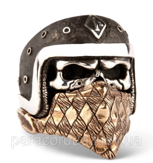 Кільце з черепом