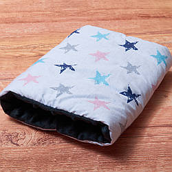 Подушка для годування та заколисування немовлят, на руку, бавовна та плюш Minky  - зірки з темно синім плюшем