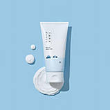 М`яка пінка для очищення шкіри ROUND LAB 1025 Dokdo Cleanser 150 мл, фото 4