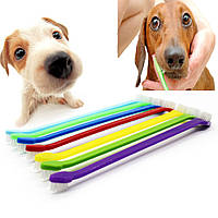Зубна щітка двостороння, довга для собак з малюнком лапок у різних кольорах