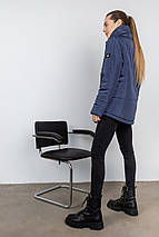 Жіноча демісезонна куртка прямого крою з коміром-стійкою норма та батал, фото 3