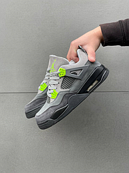 Чоловічі кросівки Nike Air Jordan 4 Retro Grey Neon Взуття Найк Джордан Ретро замшеві сірі