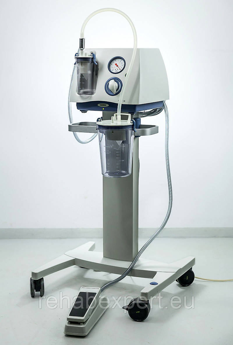 Б/У Хірургічний аспіратор Medela Basic 30 Suction Pump Surgical Aspirator Mobile Version (Used)