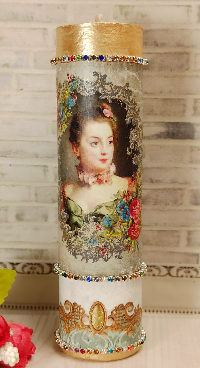 Свічка авторська ароматизована ручної роботи "Портрет дівчини з трояндами"