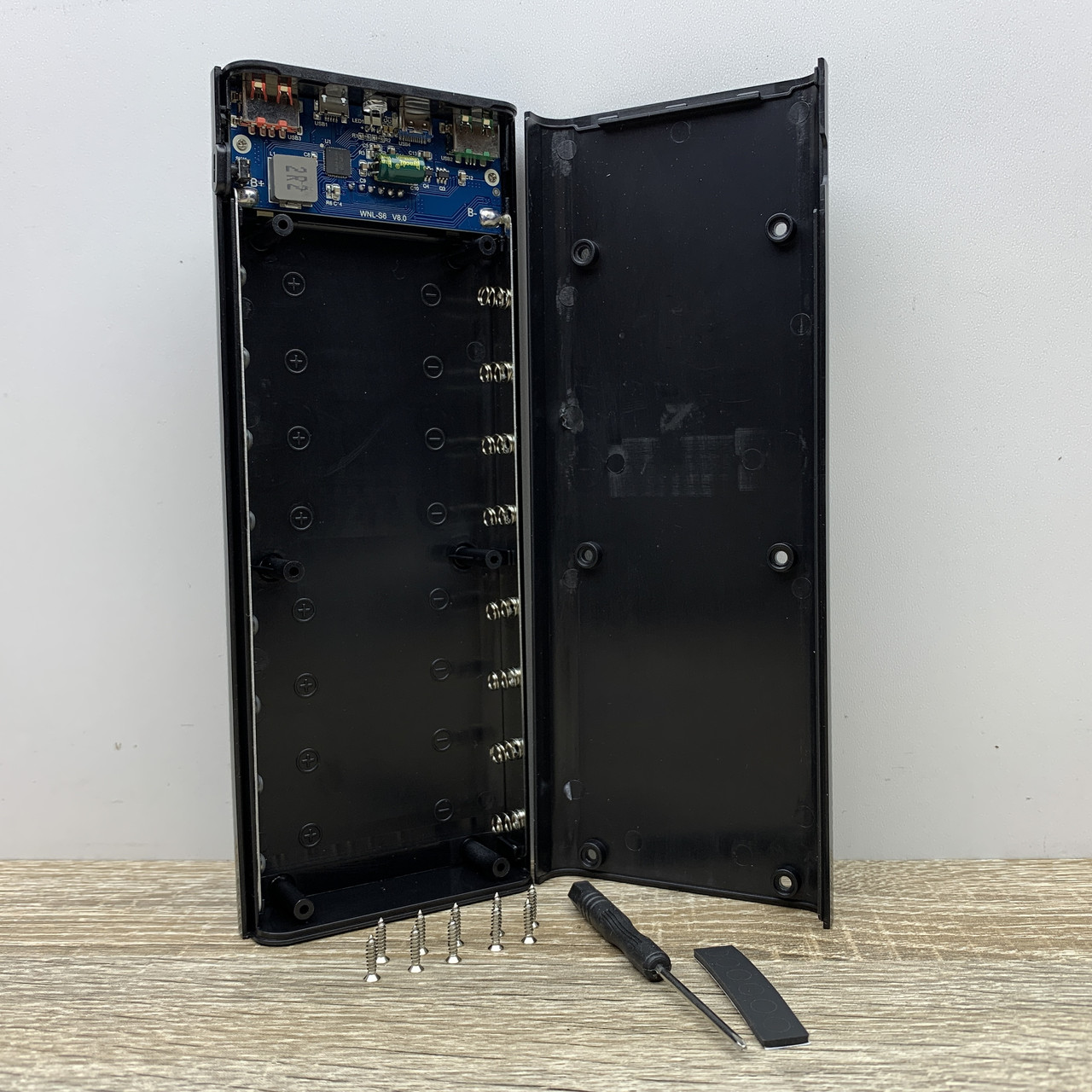 ШВИДКА ЗАРЯДКА! Корпус для Power Bank, повербанк (8 елементів 18650) PD-QC 3.0 QC 4.0 Ліхтарик!, фото 1