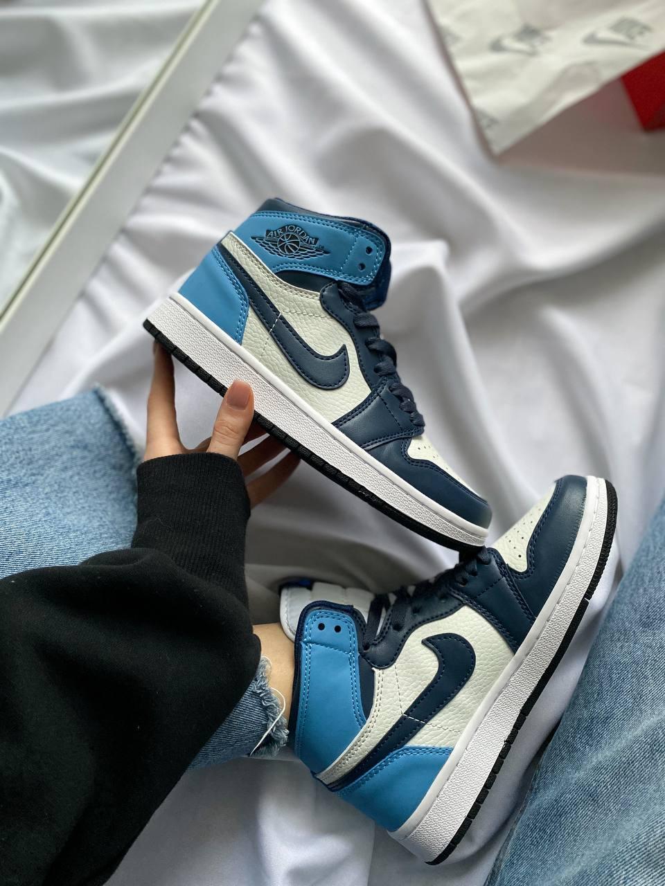 Чоловічі кросівки Nike Air Jordan Retro High Blue (сині з блакитним і білим) високі спортивні кроси NJ002 топ, фото 1