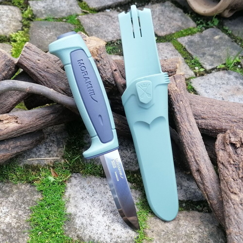 Ніж туристичний Morakniv / Моранайв Basic 546 LE 2021 (Швеція)