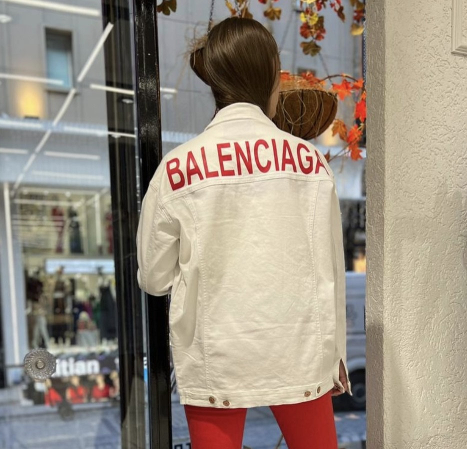 Джинсова біла куртка жіноча Balenciaga, фото 1