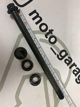 Вісь заднього колеса GEON SCRAMBLER,TEKKEN 250,Viper, Forte, Spark,Loncin, Exdrive, втулки, Ø15мм. Різьба M14,