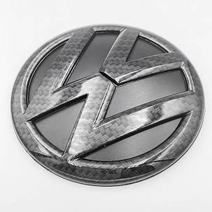 Емблема задня VW (Фольцваген) 110мм GOLF 5, TIGUAN 1, PASSAT B6, CADDY 3, T5 - Карбон (5N0853630), фото 3