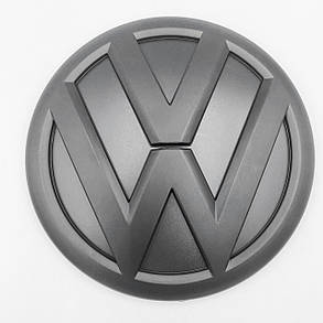 Емблема задня VW (Фольцваген) 110мм GOLF 5, TIGUAN 1, PASSAT B6, CADDY 3, T5 - Чорний мат (5N0853630), фото 1