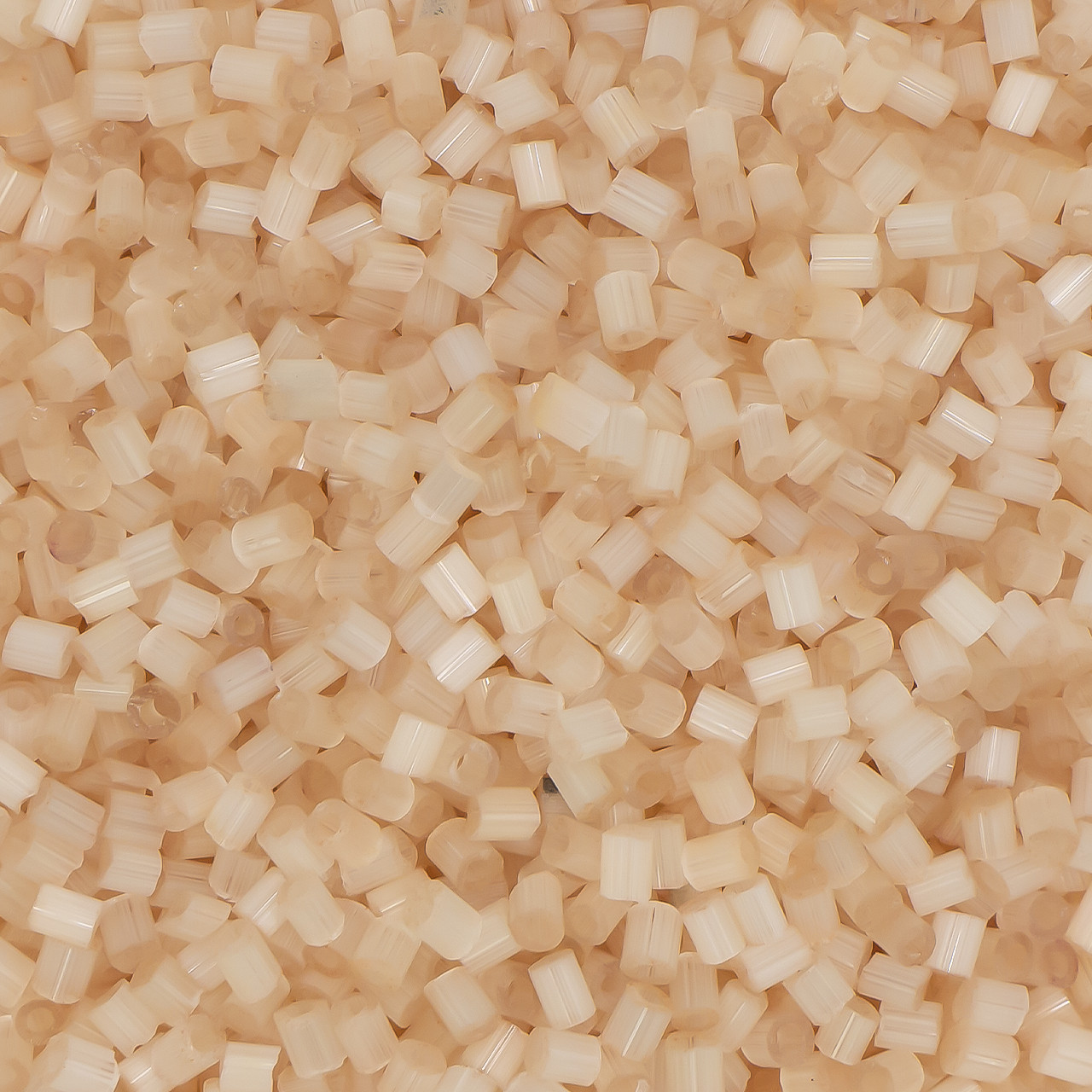 Бісер рубка сатин 2 мм 25 г Шампань, фото 1