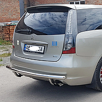 Задній захист бампера на Mitsubishi Grandis (2003-2011)