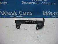 Напрямне скло задніх лівих дверей Peugeot Bipper з 2007