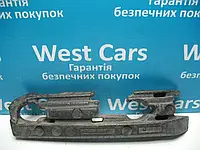 Абсорбер переднього бампера лівий Mercedes-Benz C-Class з 2001 по2007