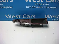 Накладка задніх правих дверей з кнопкою склопідйомника Audi A8 з 1994 по2002