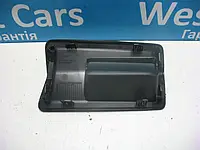 Накладка ручки дверей зсувної лівої Volkswagen Caddy з 2004  по2010