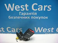 Фіксатор ременя безпеки заднього правого Mercedes-Benz C-Class з 2009 по2016