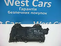 Накладка кришка двигуна декоративна 2.0dCi Renault Laguna з 2008 по2015