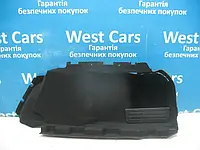 Обшивка багажника права (хетчбек) Renault Laguna III з 2007  по2015