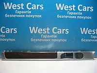 Ручка передніх лівих дверей внутрішня з накладкою Volkswagen Touareg з 2003  по2010