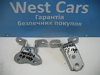 Петлі передніх правих дверей (комплект) Toyota Avensis з 2009 по2018