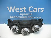 Блок управління кліматконтролем Subaru Forester з 2010 по2012