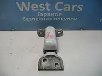 Петля дверей передня Renault Trafic з 2001 по2014