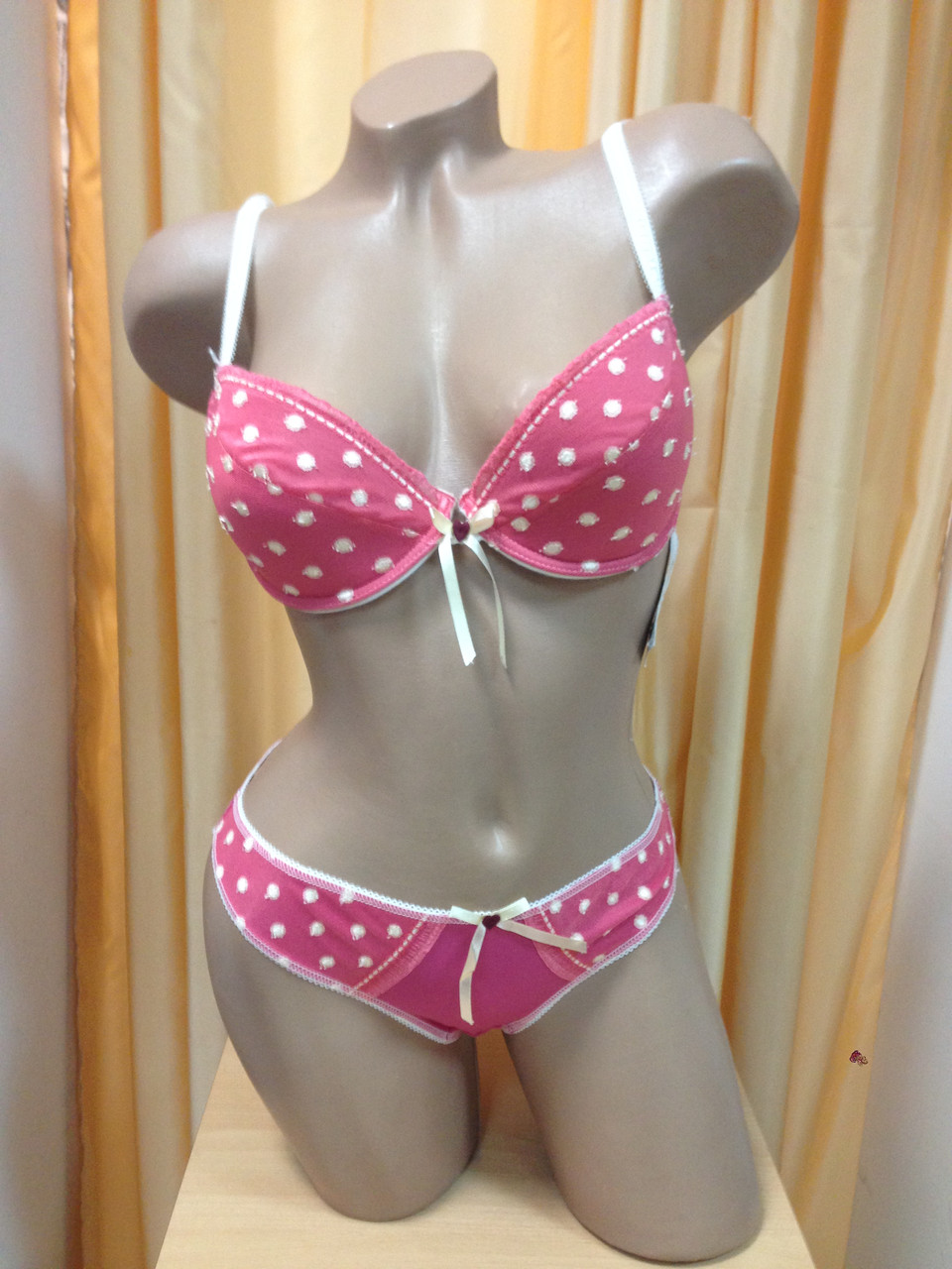 Комплект 75С/L. Бюстгальтер пушап і трусики стрінги, фото 1