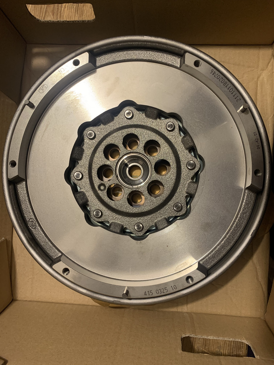 Двомасовий маховик, демпфер LUK 415032510 KIA SORENTO 2,5CRDI 03-, фото 1
