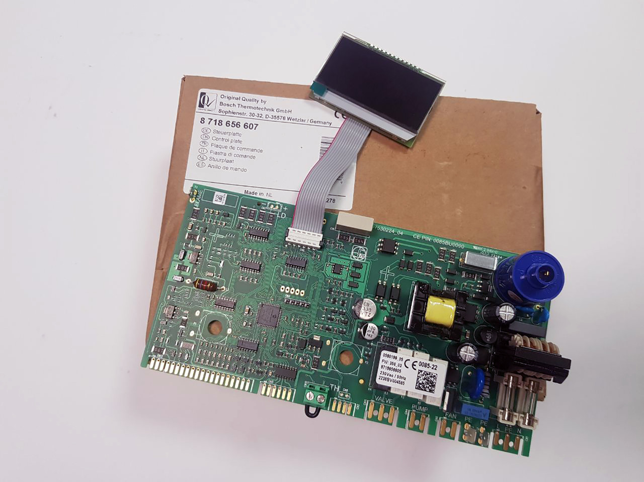 Плата керування на газовий котел Buderus Logamax Plus GB012-24K, G23 8718656607