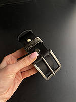 Шкіряний ремінь 4 см чорний з брендовою пряжкою