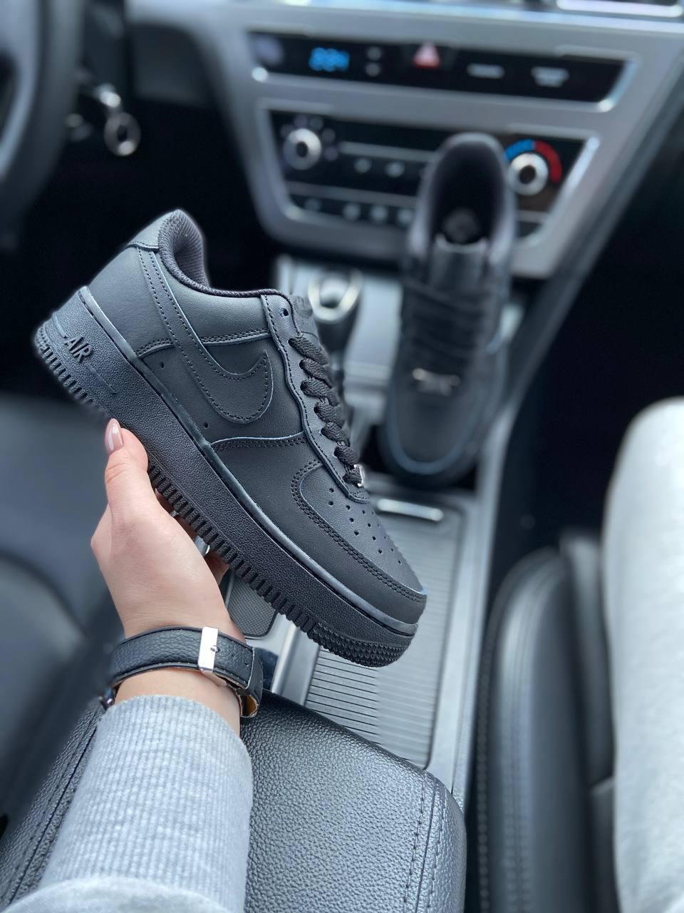 Air force 1 black deals matte
