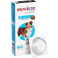 Таблетка жевательная Bravecto от блох и клещей для собак с весом 20-40 кг таблетки от паразитов