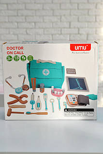 Набір лікаря дерев'яний у валізці C 55133