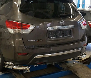 Захист заднього бампера на Nissan Pathfinder (з 2014--) Can Otomotiv d76\42 mm