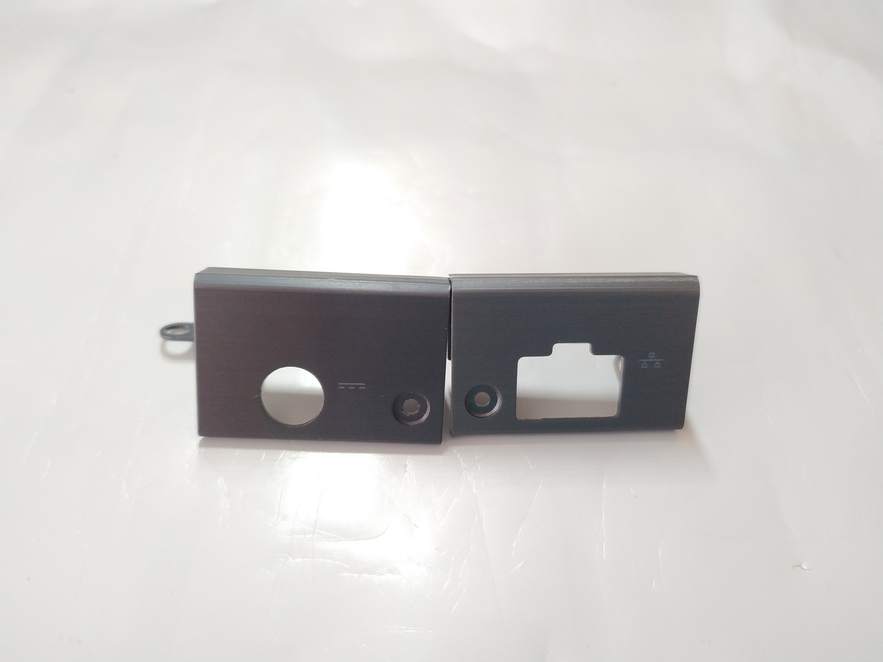 Dell Latitude E7450 Заглушки на петлі бу