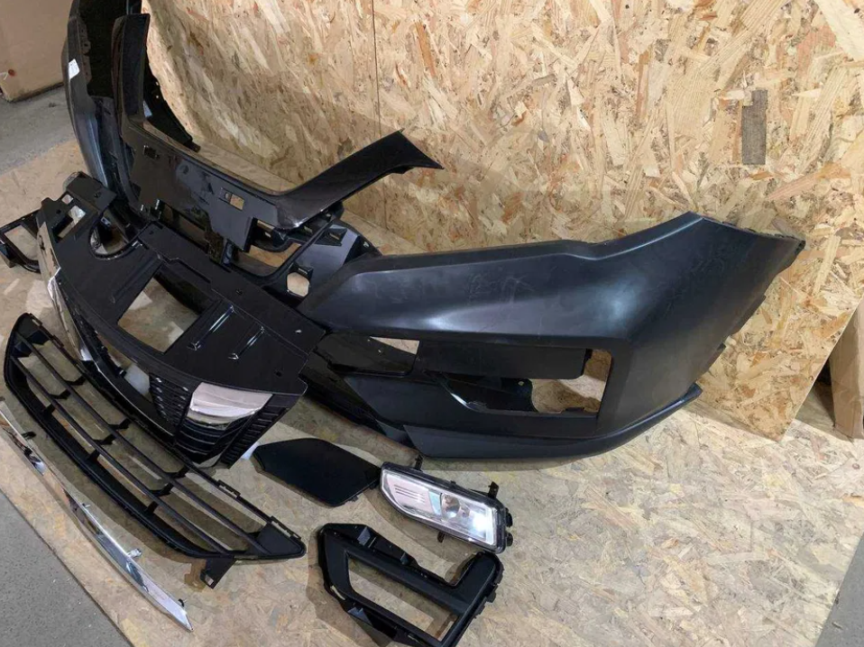 Решітка Радіатора Nissan Rogue Xtrail T32 Бампер Передній ПТФ 17-20, фото 1