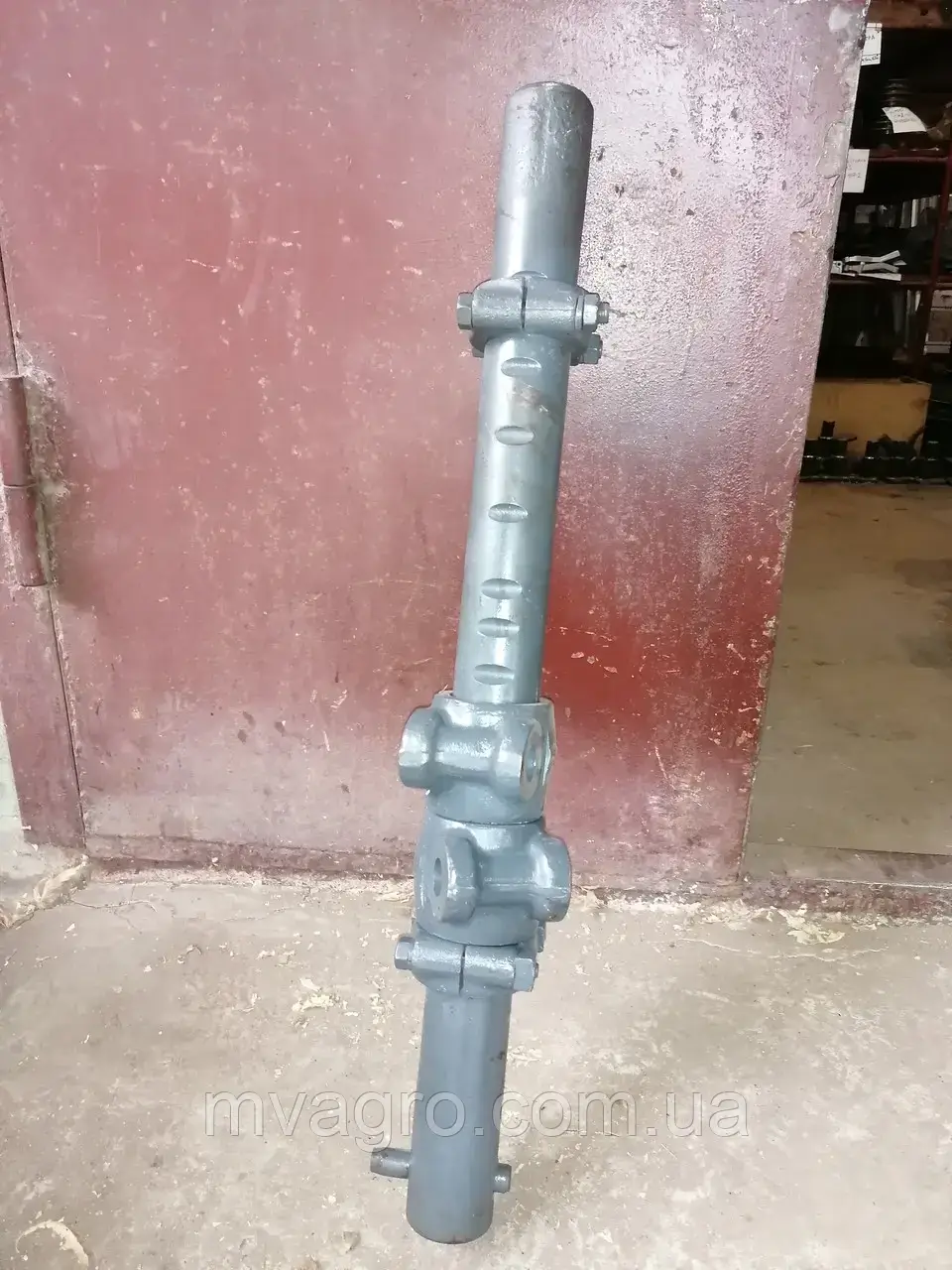 Вісь нижня  у зборі Т-150 150.56.014-2, фото 1