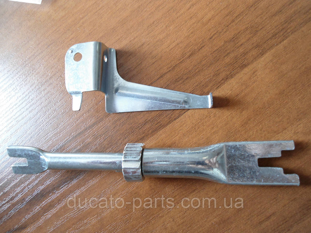 Распорная планка задних колодок левая Fiat Ducato: продажа, цена в ...