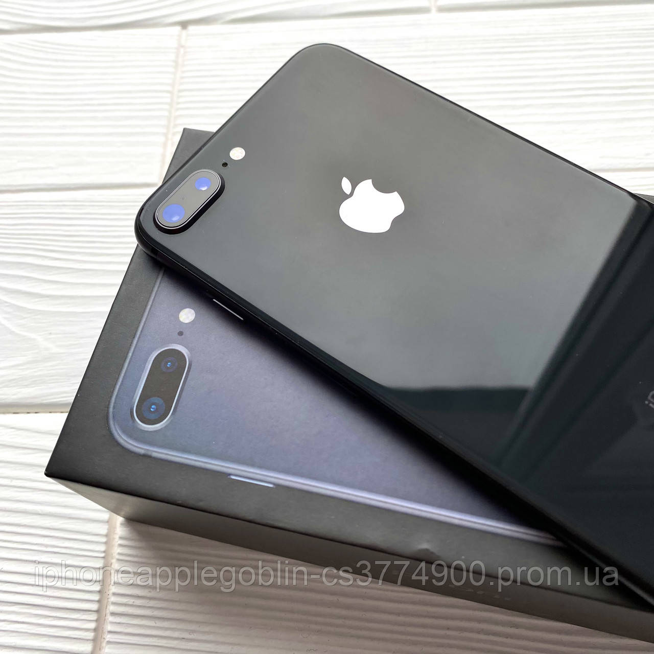 IPhone 8 Plus 64 gb Space gray neverlock Apple
