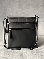 Шкіряна чорна сумка-планшетка Tamara, Італія