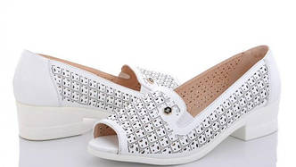 Босоніжки жіночі YIMEILI низький каблук модельні з резинками на широку стопу великих розмірів екошкіра білі